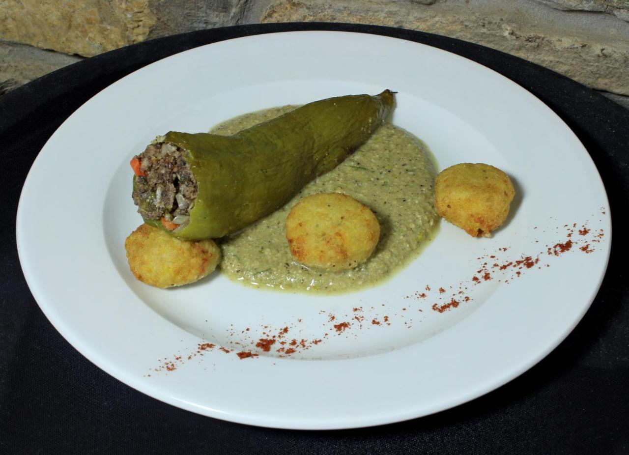 Albergue Restaurante De Artieda מראה חיצוני תמונה