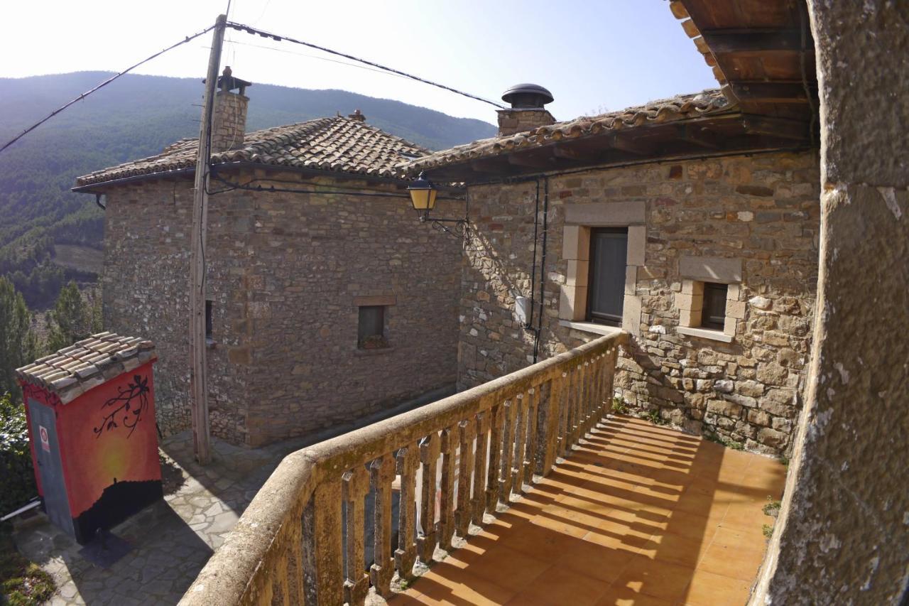 Albergue Restaurante De Artieda מראה חיצוני תמונה
